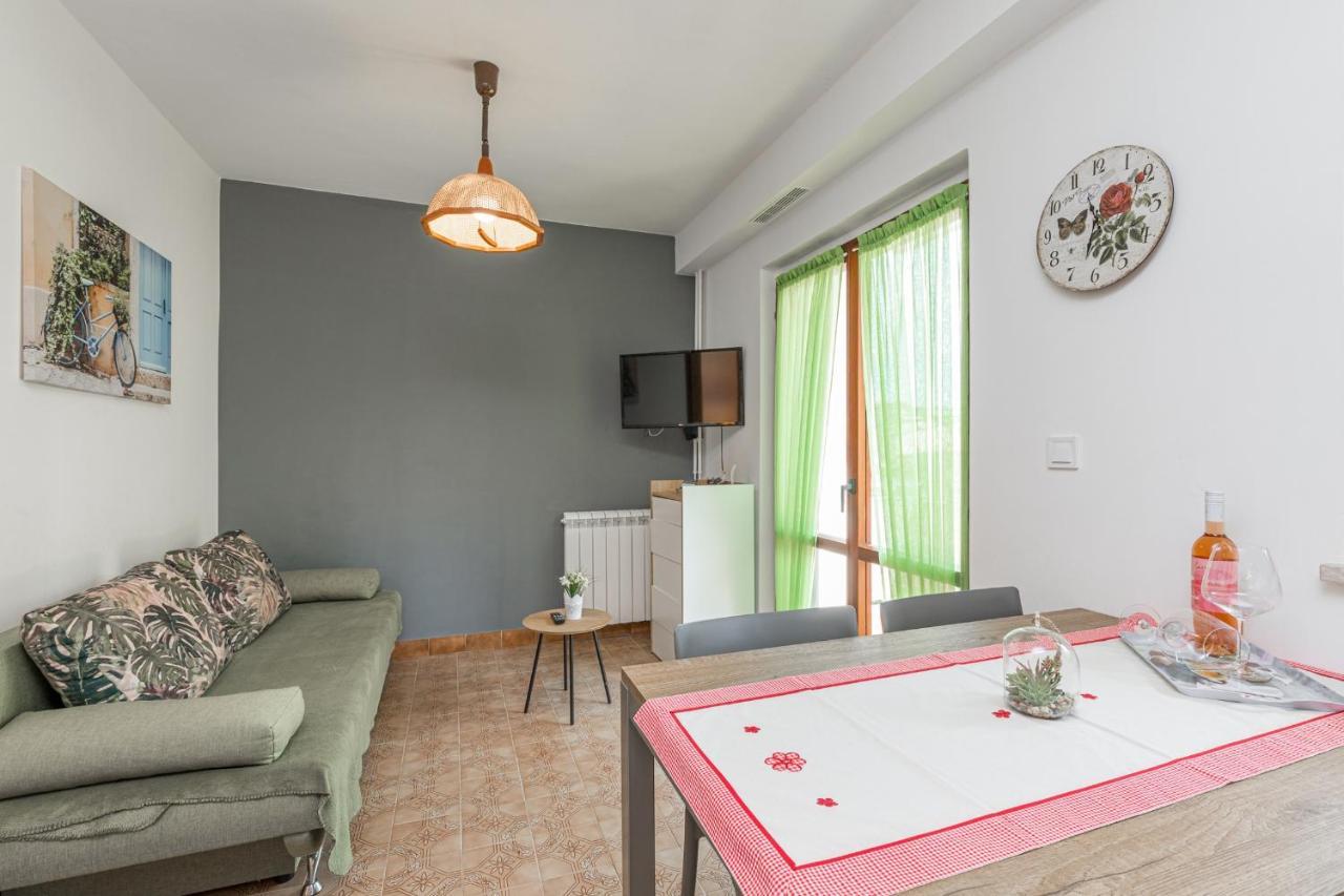 Apartment Mirijana Tar-Vabriga エクステリア 写真