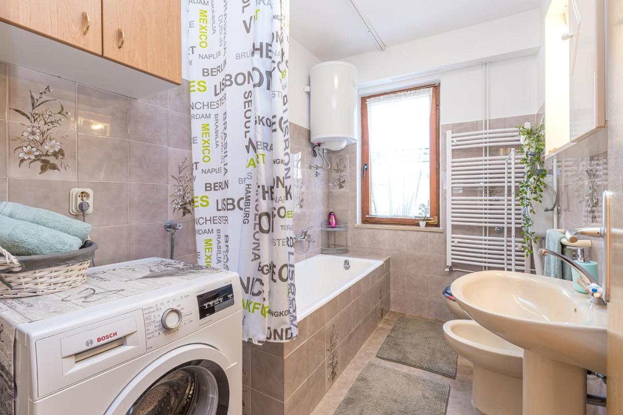 Apartment Mirijana Tar-Vabriga エクステリア 写真