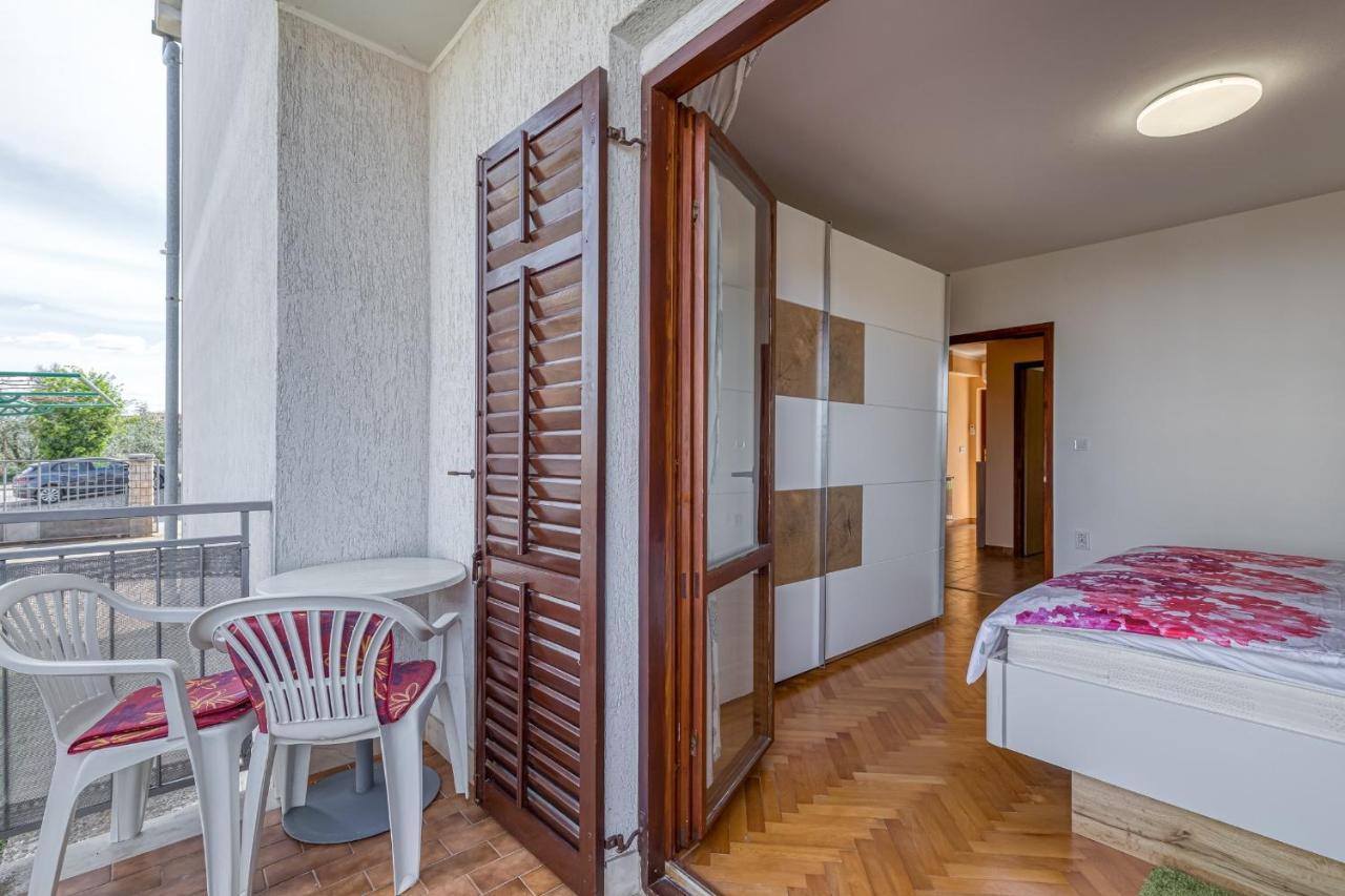 Apartment Mirijana Tar-Vabriga エクステリア 写真